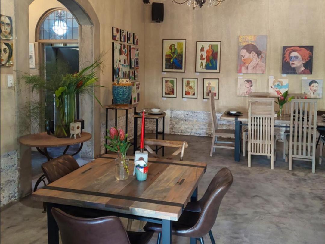 Art And Soul Restaurant, Accommodation, French Bar And Art Gallery Парейс Екстериор снимка